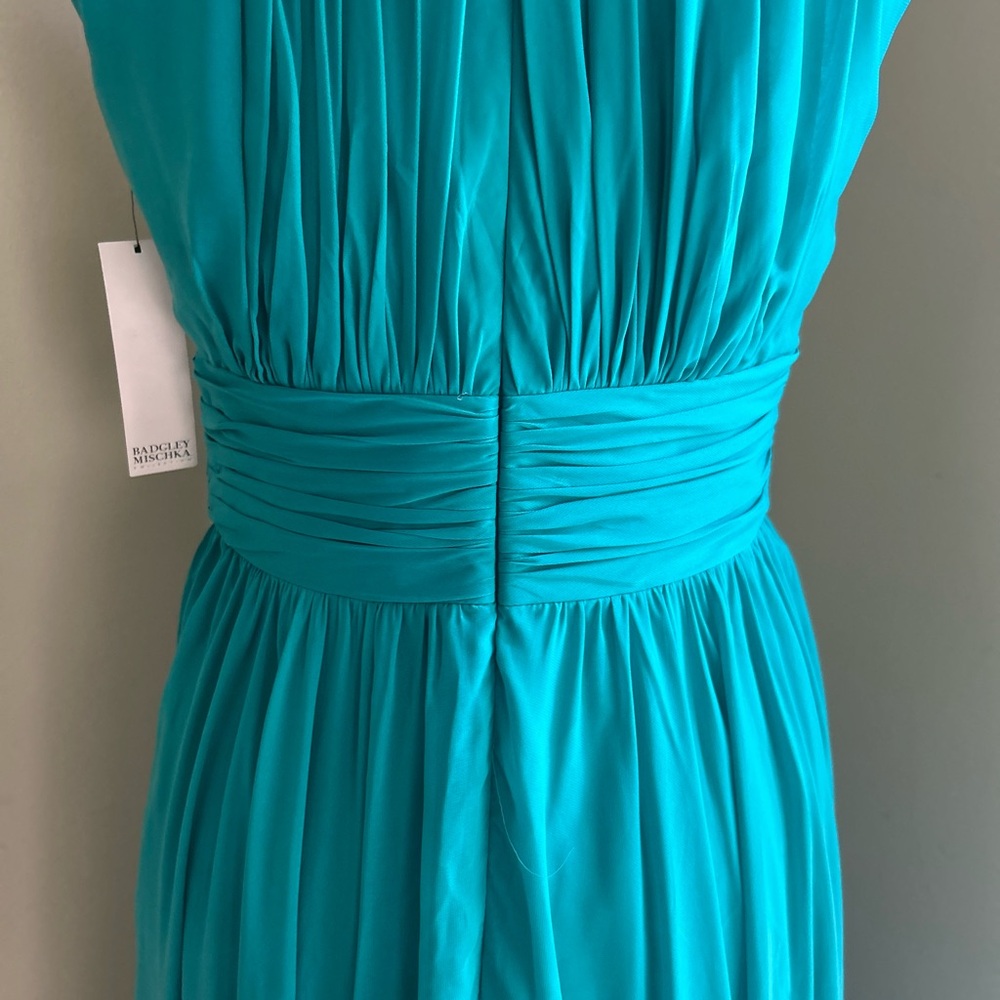 NWT Badgley Mischka Sleeveless Pleated Gown in Jade. Size 4. Exquisite. - Picture 7 of 16